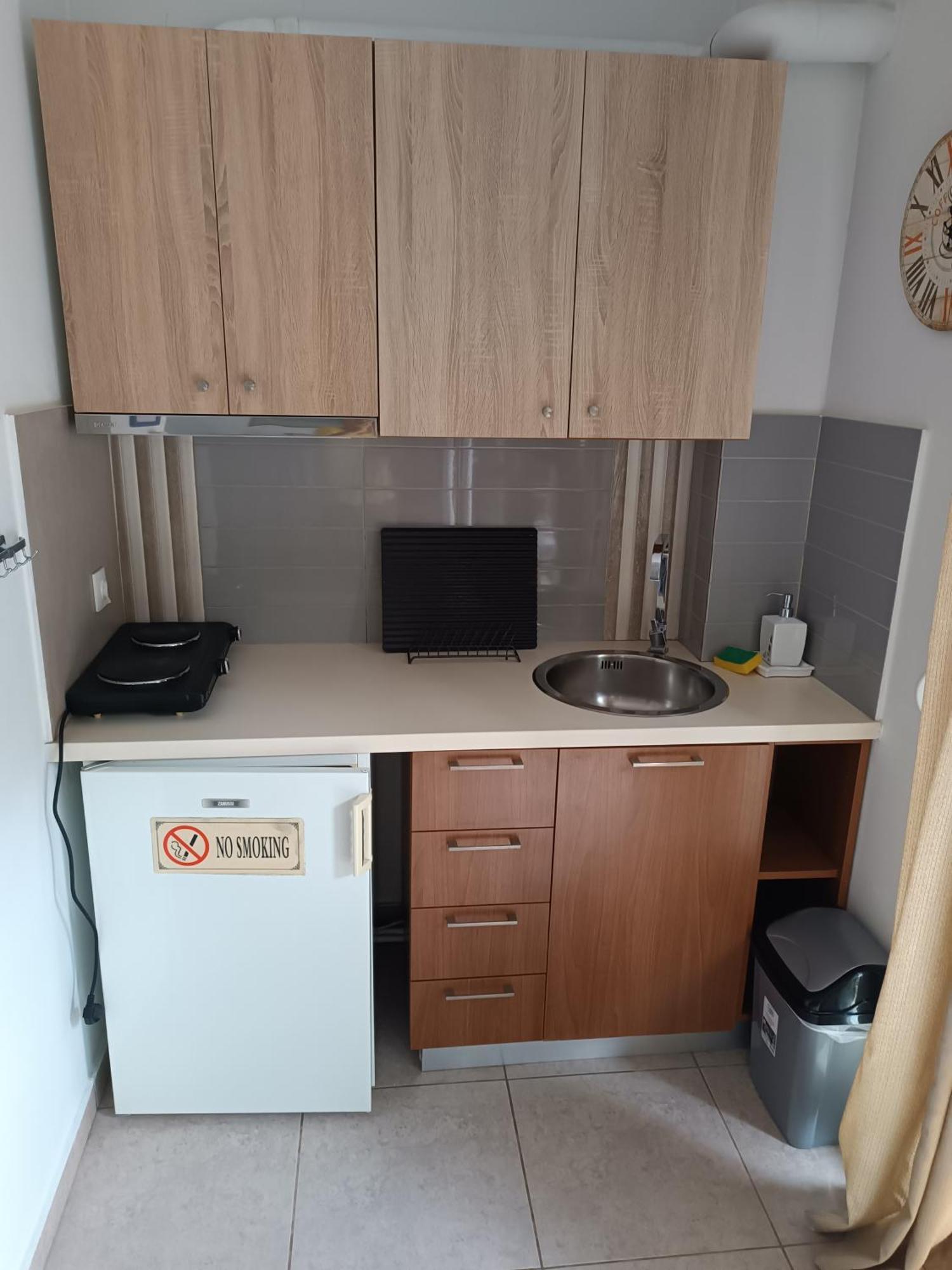 Tzikas Apartments Салоники Экстерьер фото