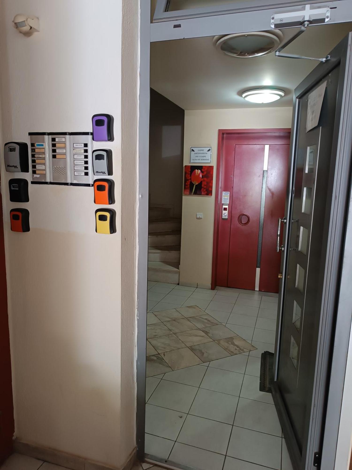 Tzikas Apartments Салоники Экстерьер фото